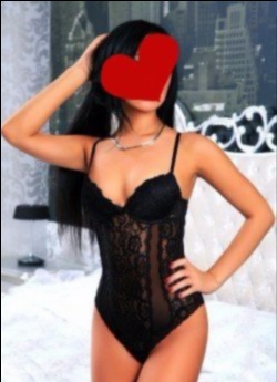 Magenta, 23 ans, Nimes